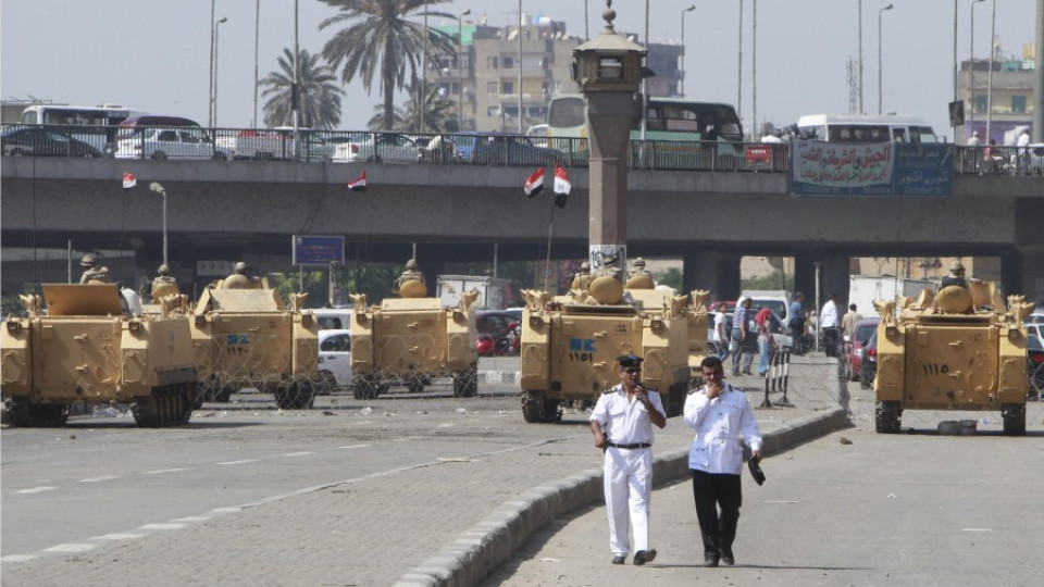 Министри на ЕС се събират извънредно заради Египет | StandartNews.com