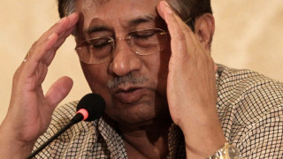 Обвиниха Мушараф за убийството на Беназир Бхуто