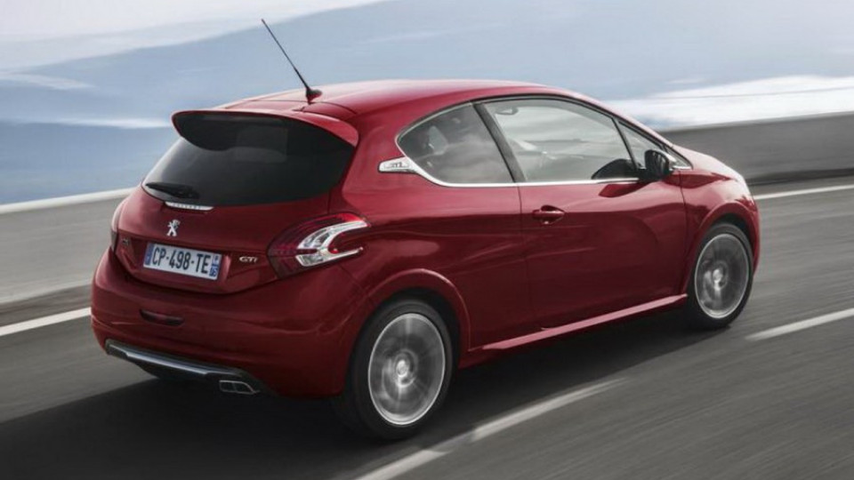 Горещият хечбек Peugeot 208 GTi | StandartNews.com