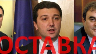 Орешарски, Стойнев и Папазов на среща във Варна