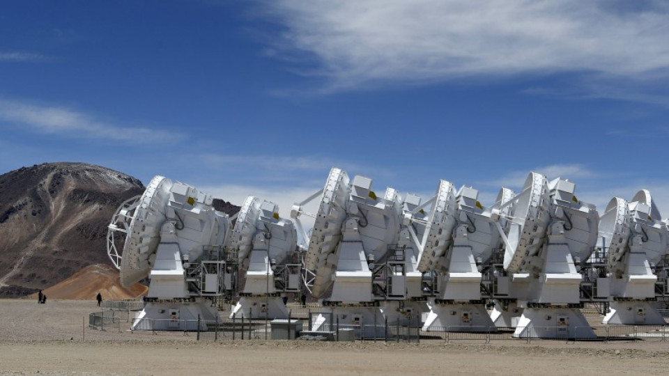 Най-мощната космическа обсерватория стачкува | StandartNews.com