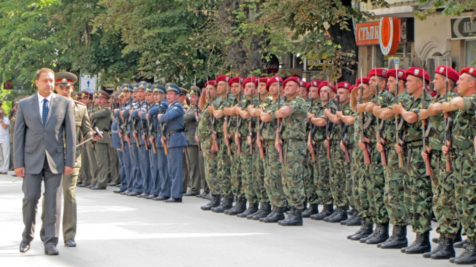 Найденов обсъжда промени в закона за военноинвалидите | StandartNews.com