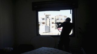 Снайперисти стрелят срещу инспектори на ООН в Сирия