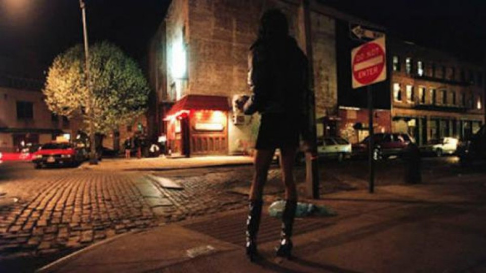 Българин принуждавал сестра си да проституира в Австрия | StandartNews.com