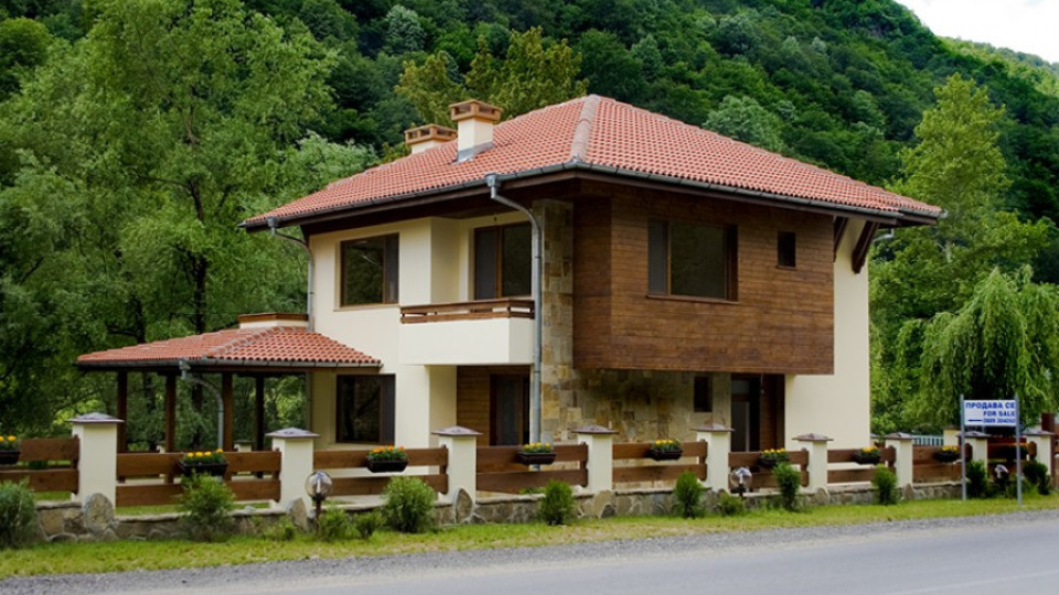 Инвеститор от ЮАР строи къщи в Балкана | StandartNews.com
