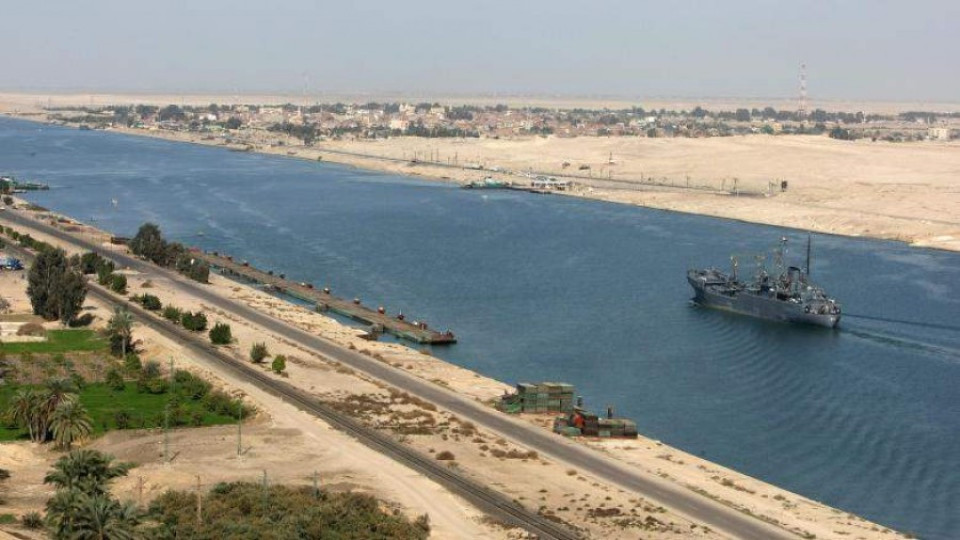 Осуетиха атентат в Суецкия канал | StandartNews.com