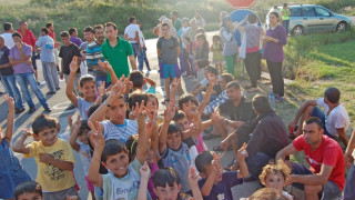 Закрити училища в селата ще приютяват бежанци
