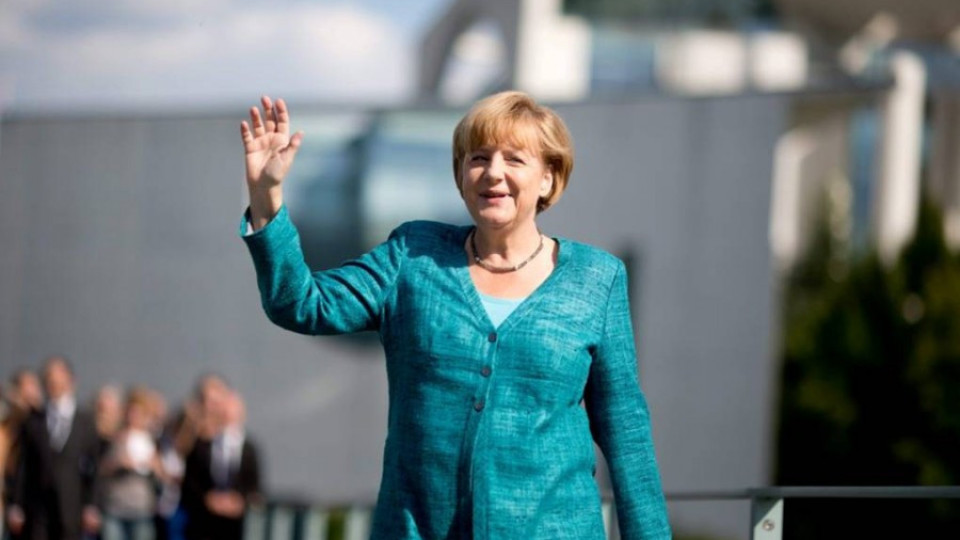 Стоте сака на Меркел | StandartNews.com