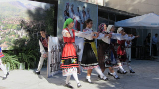 Северозапада пее и танцува в Берковица