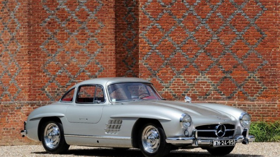 Продадоха Mercedes Gullwing за 730 000 паунда | StandartNews.com