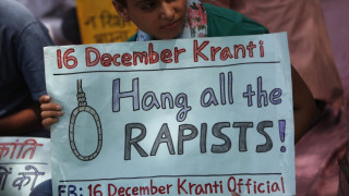 Искат смърт за индийски изнасилвачи