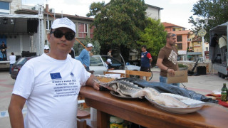 Кметове показват умения на Мидения и рибен фест в Каварна
