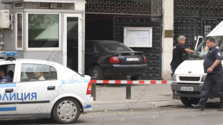 Няма да съдят забилия се с кола в Турското посолство