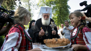 Молитва за децата от София до Истанбул