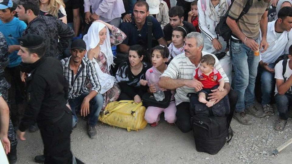 Агенцията за бежанците търси преводачи | StandartNews.com