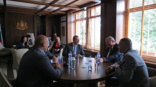 Министър Греков гостува и в Банско