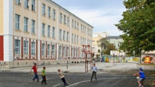 300 лева глоба за бой след първия звънец