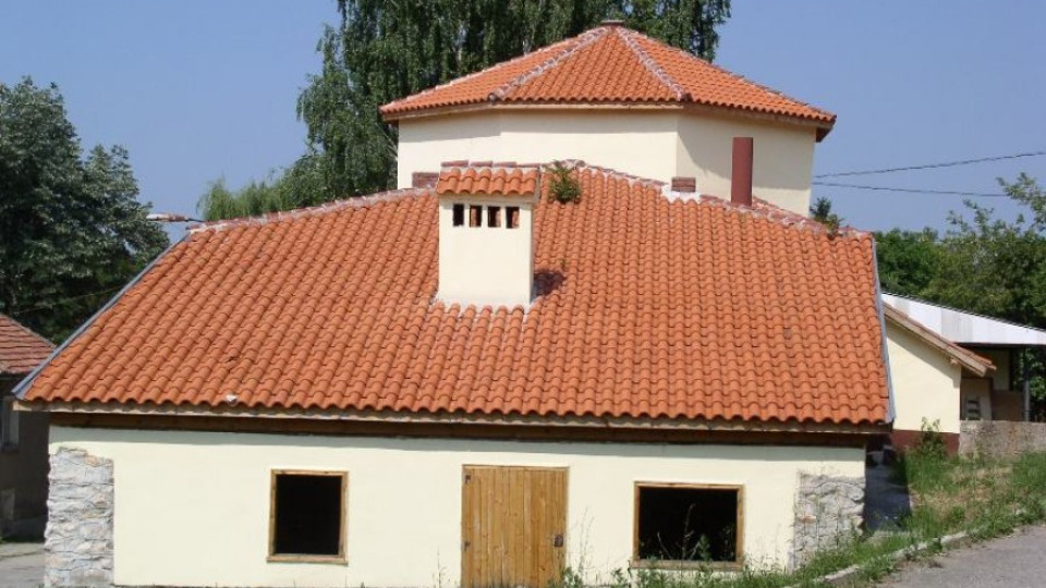 Тръгна делото за турската баня в Берковица | StandartNews.com