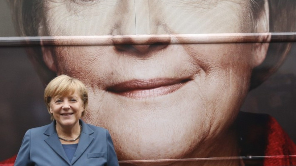 Меркел и Щайнбрюк в американски дуел | StandartNews.com