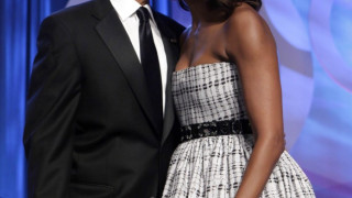 Обама спрял цигарите от страх от жена си