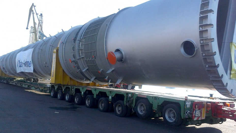 Транспортират най-дългите товари в Бургас | StandartNews.com