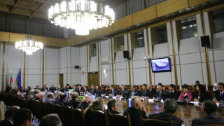 Орешарски: Запазваме приемственост във външната политика