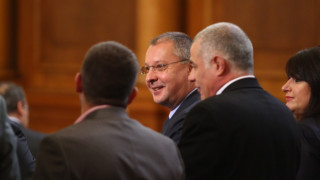 Станишев: Борисов се държи като обидено дете в детска градина