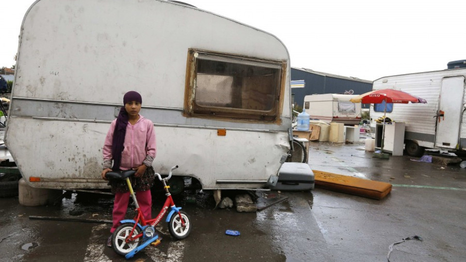 Валс: Изгонихме 5000 роми и престъпността намаля | StandartNews.com