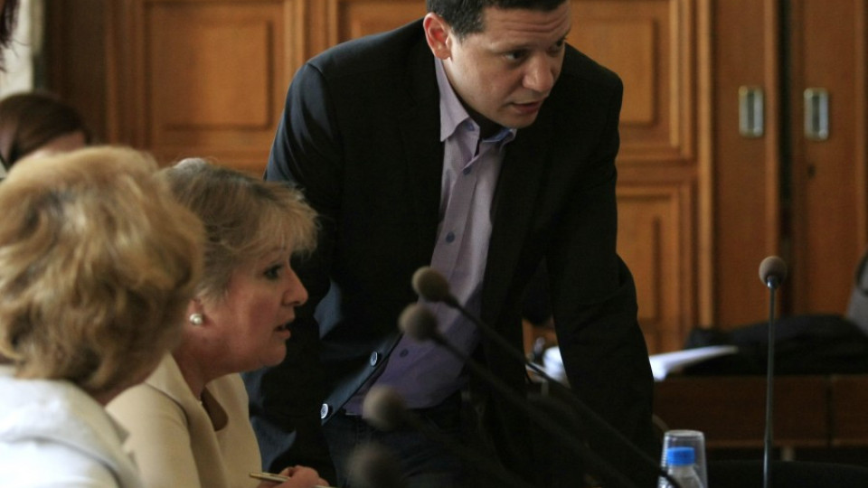 Сабрие Сапунджиева отново става зам. в правосъдието | StandartNews.com