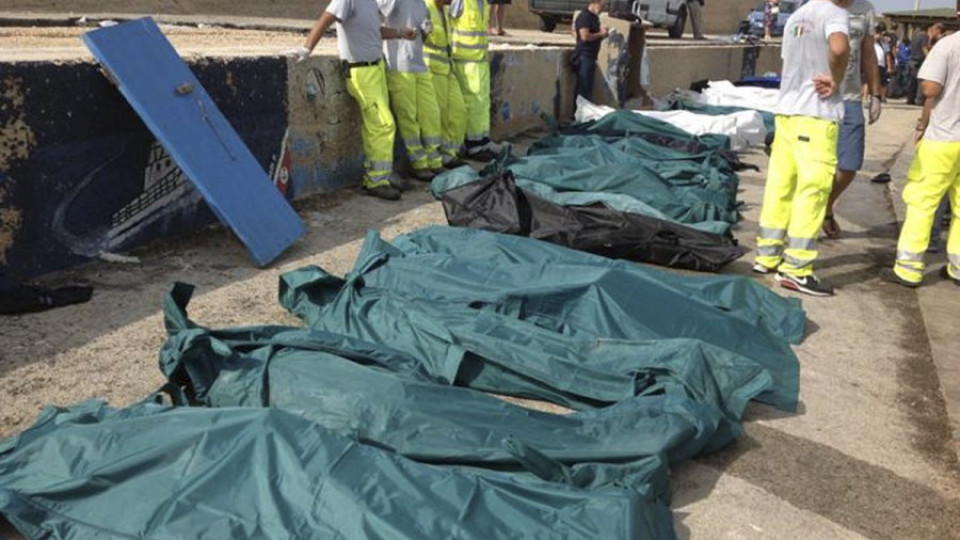 130 имигранти удавени край Лампедуза | StandartNews.com
