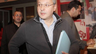 Станишев привиква министри на "Позитано"