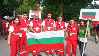 БЧК раздава храна за нуждаещите се в София 