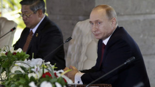 Посрещнаха Путин в Индонезия с песен за ЧРД