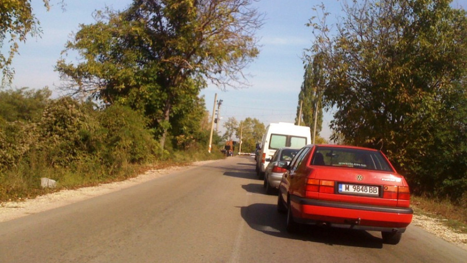 Пътят през Петрохан е затруднен | StandartNews.com