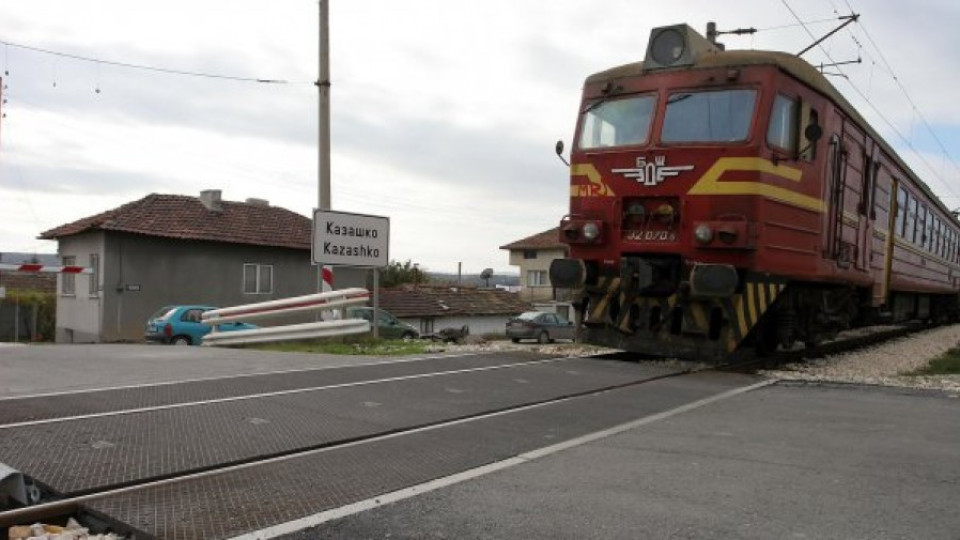 Ускориха ремонтите на прелезите по пътя към „Петрохан” | StandartNews.com