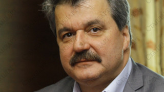 Петев остава в Левски, Сираков и Тонев с оставки