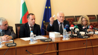 Таблети сменят хартиените листовки