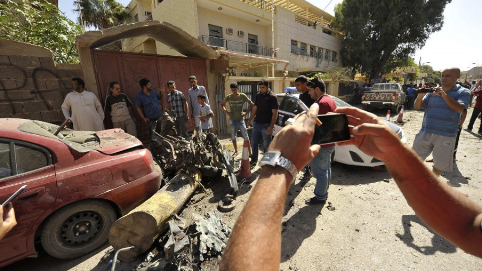 Взрив избухна пред шведското консулство в Бенгази | StandartNews.com
