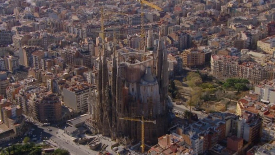 ВИДЕО: Ето как ще изглежда катедралата на Гауди през 2026 г. | StandartNews.com