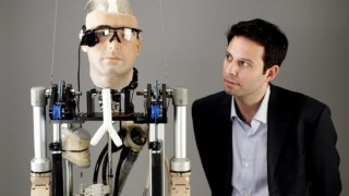 Представиха първия биоробот в света в Ню Йорк