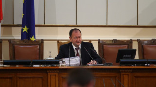 Миков поздрави патриарх Неофит 
