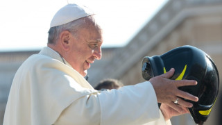 Молят папата за евтаназия