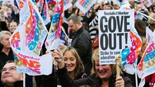 Стачка затвори половината училища в Англия
