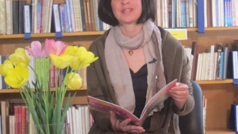 Мая Дългъчева взе Национална награда за детска литература | StandartNews.com