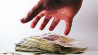 Фирми бавят заплати за 63 милиона