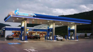 Бензиностанции „Газпром“ стават партньор на Локо Пд