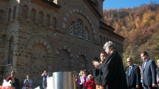 Болярите с двоен празник за Димитровден