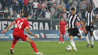 "Локо" тресна ЦСКА с гол от центъра