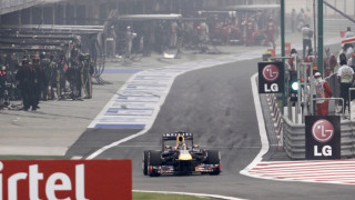 Фетел грабна четвърта поредна титла във Формула 1