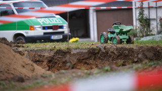 Камион се блъсна в български автовлак в Германия